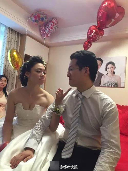男子暗恋班花十几年后 组织同学会如愿娶到手(组图)