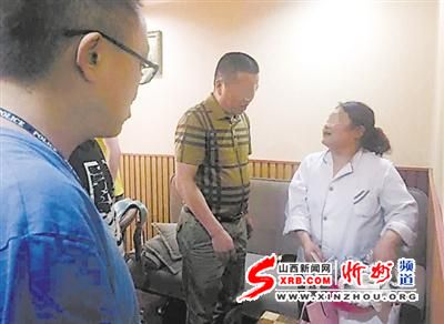 15日 便衣民警抓人